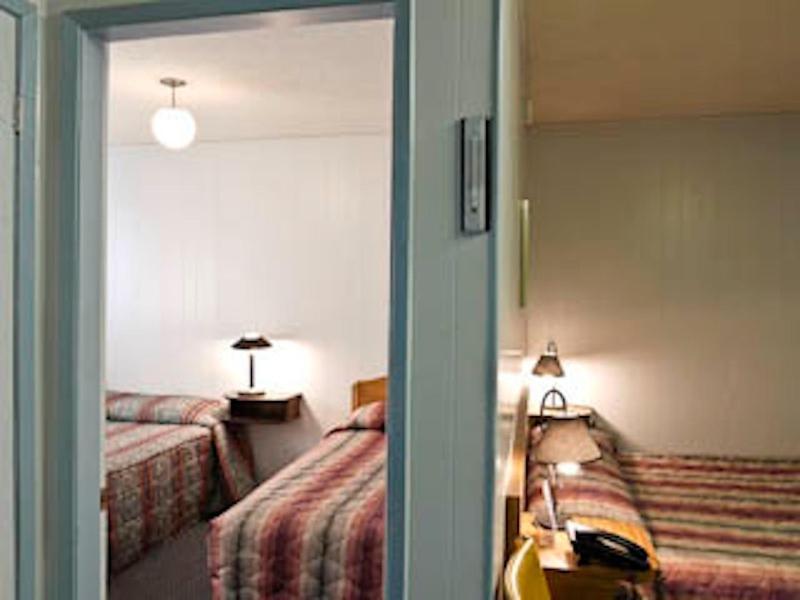 Evening Star Motel Greenwood Luaran gambar