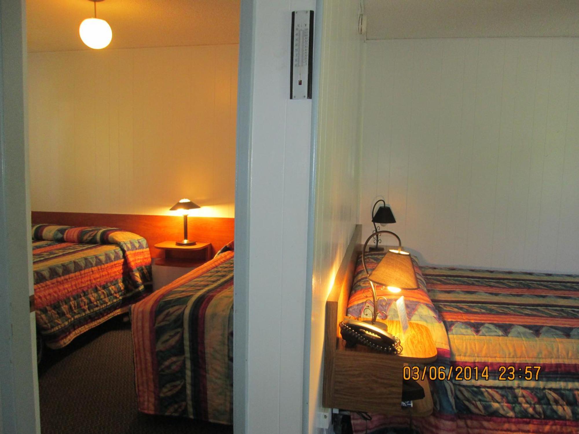 Evening Star Motel Greenwood Bilik gambar
