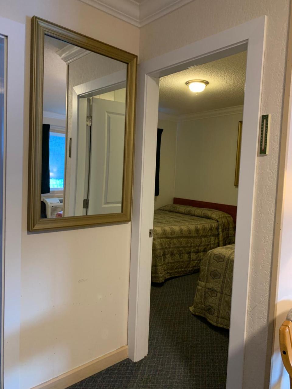 Evening Star Motel Greenwood Luaran gambar